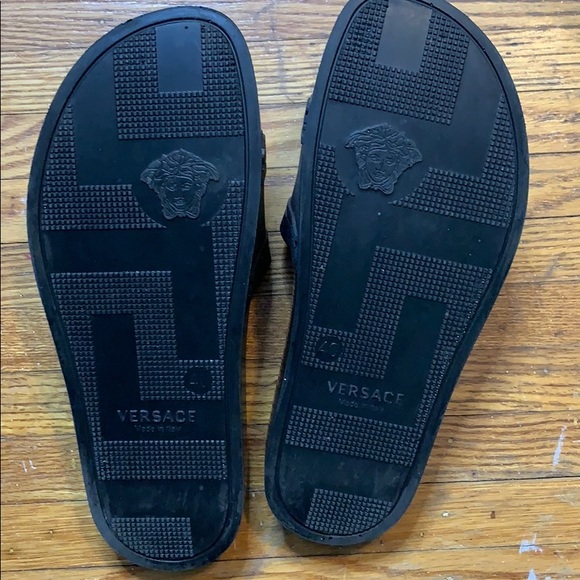 Versace Slide Authentication help - Picture 2 of 4